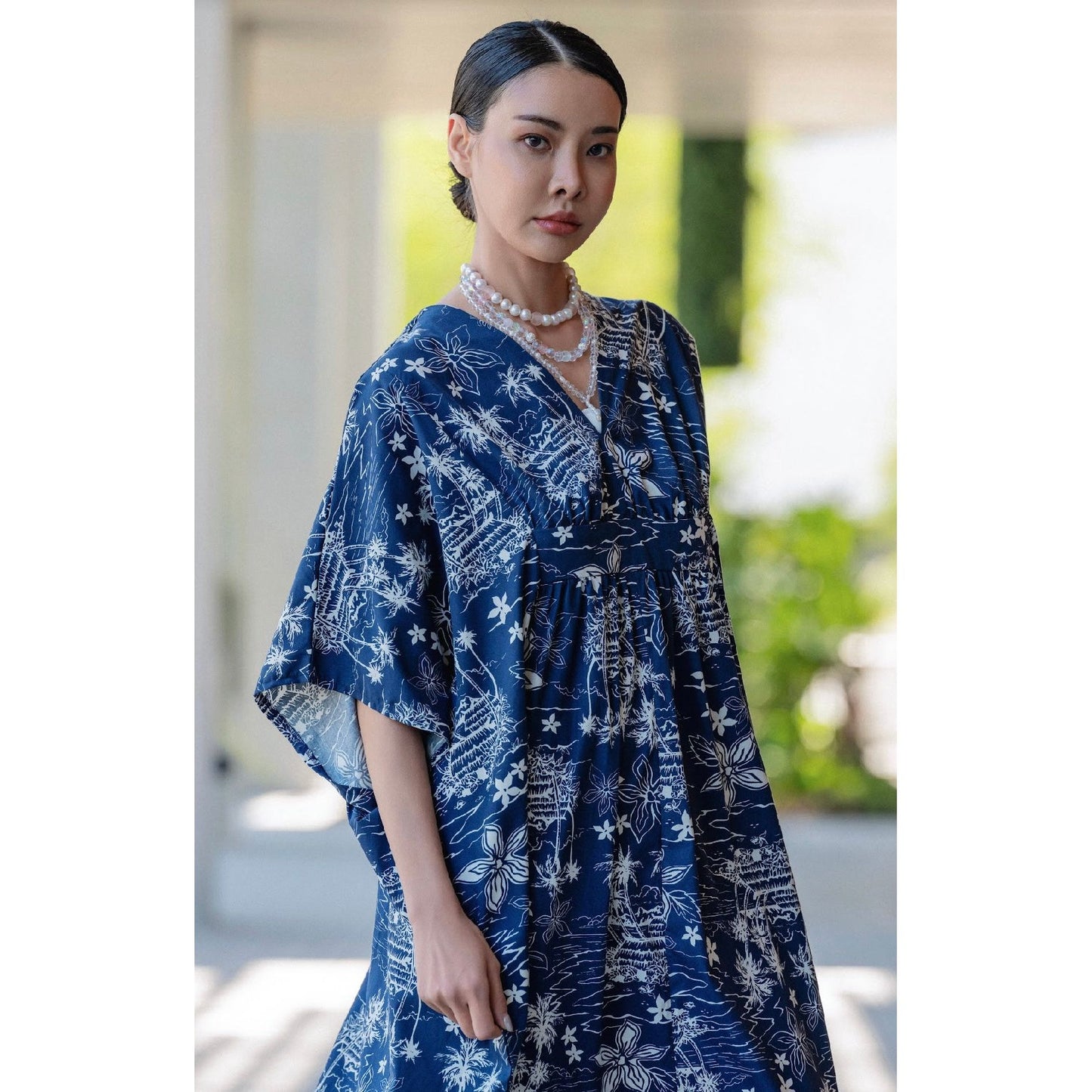 BVC Montauk Caftan Navy Blue tropical print