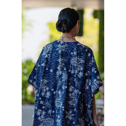 BVC Montauk Caftan Navy Blue tropical print